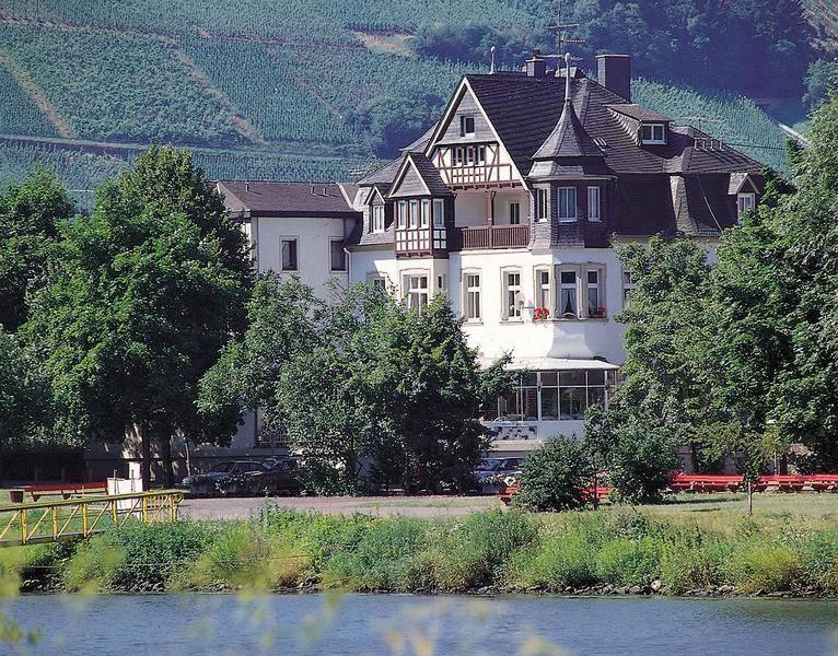 Hotel Krone Riesling ทริทเท็นไฮม์ ภายนอก รูปภาพ