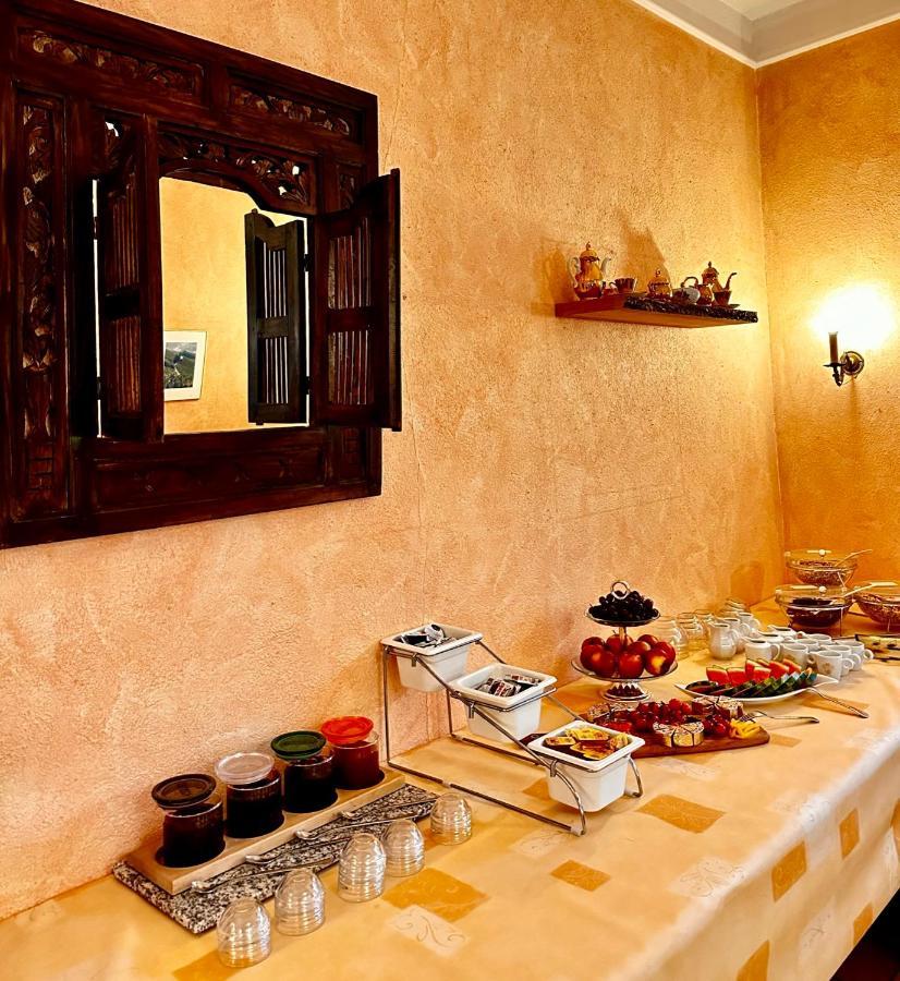 Hotel Krone Riesling ทริทเท็นไฮม์ ภายนอก รูปภาพ